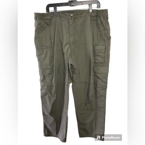 5.11 Tactical green cargo pocket pant. 42x30